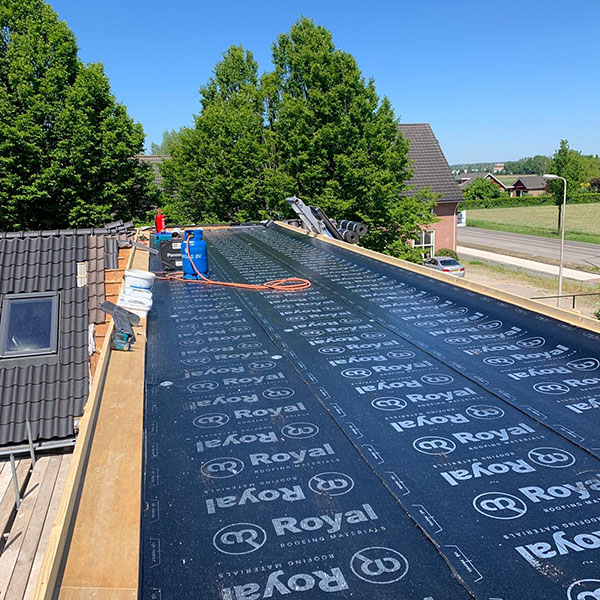 Plat dak renovatie - werkzaamheden isolatie