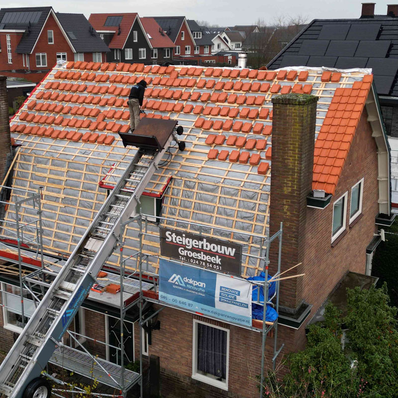 Renovatie dak Tuile du Nord dakpannen woning Gelderland Dakpan Renovatie