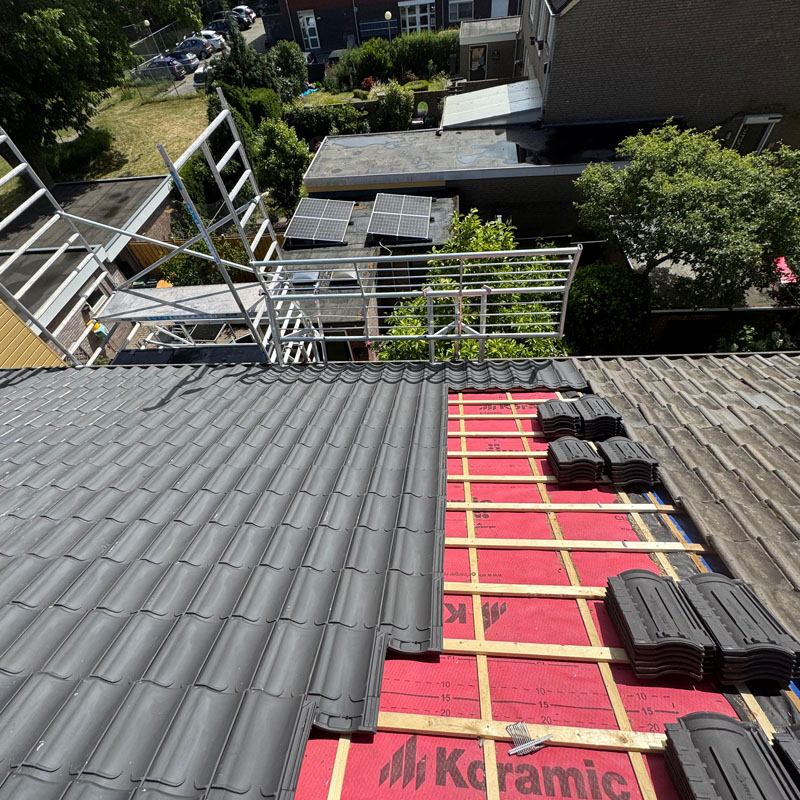 Gerenoveerd dak VHV dakpannen woning Gelderland Dakpan Renovatie